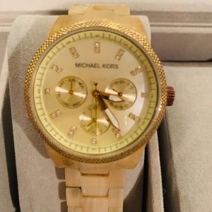 Michael Kors Watch (like new)